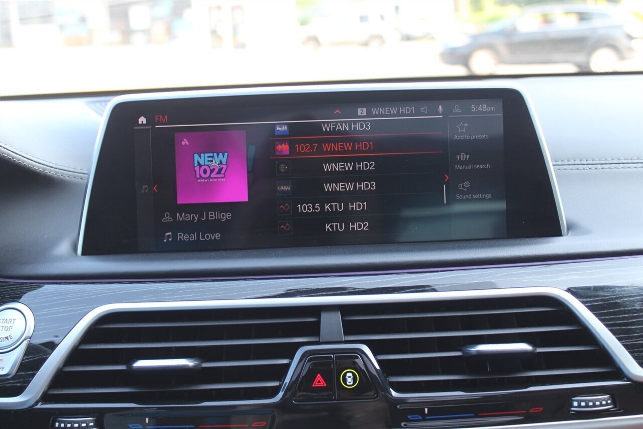 2021 BMW 750i xDrive - Photo 7 - Red Bank, NJ 07701