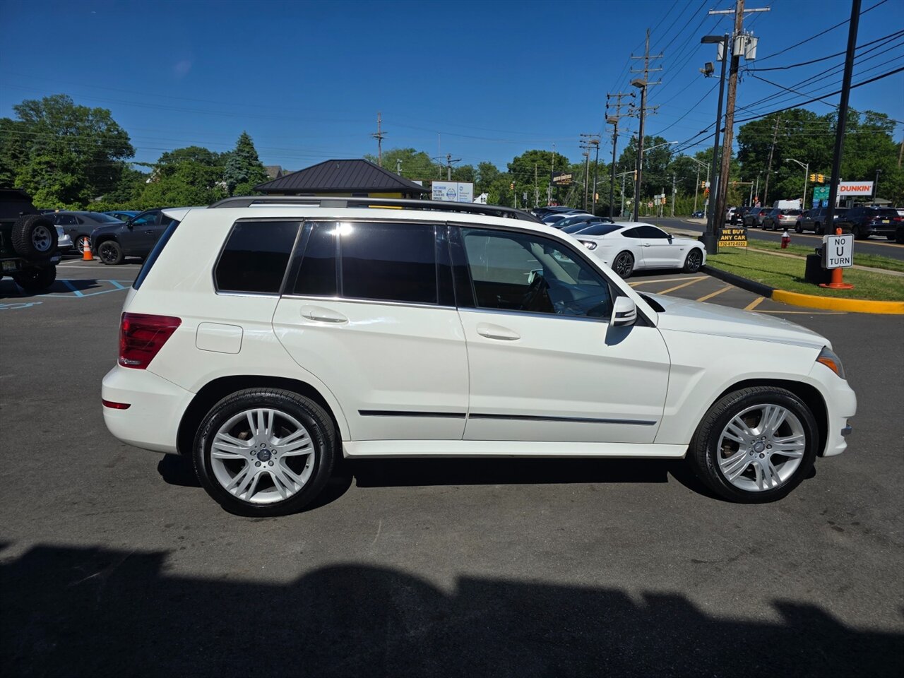 2015 Mercedes-Benz GLK 350 4MATIC - Photo 23 - Red Bank, NJ 07701