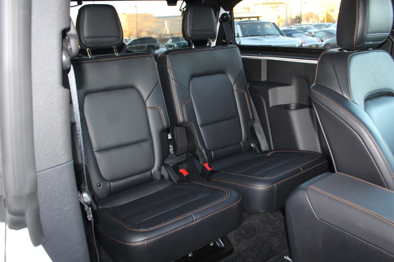 2024 Ford Bronco Badlands - Photo 18 - Red Bank, NJ 07701