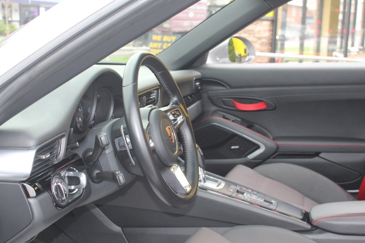 2019 Porsche 911 Carrera T - Photo 24 - Red Bank, NJ 07701