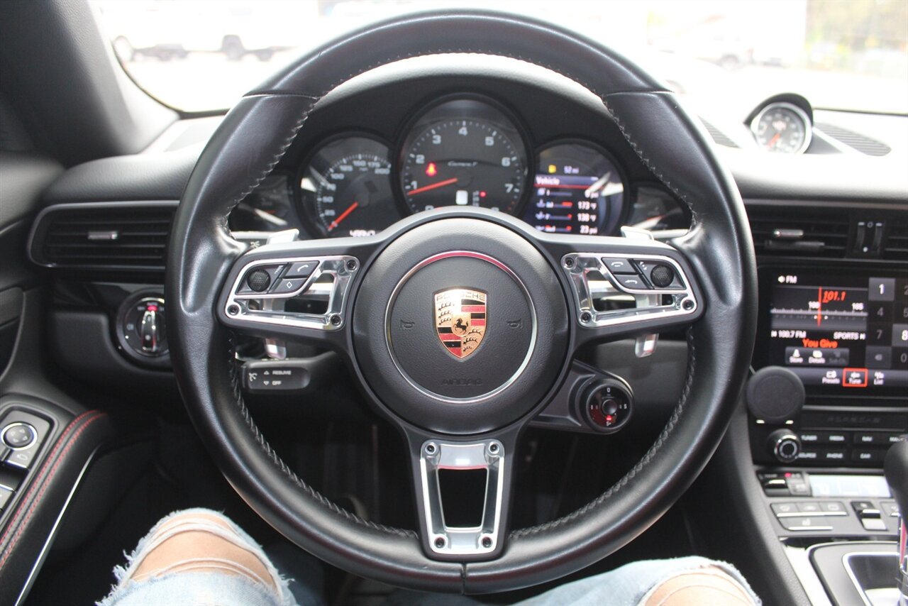2019 Porsche 911 Carrera T - Photo 10 - Red Bank, NJ 07701