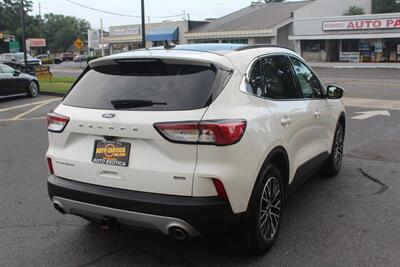 2022 Ford Escape Plug-In Hybrid Titanium   - Photo 3 - Red Bank, NJ 07701