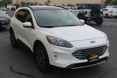 2022 Ford Escape Plug-In Hybrid Titanium   - Photo 4 - Red Bank, NJ 07701