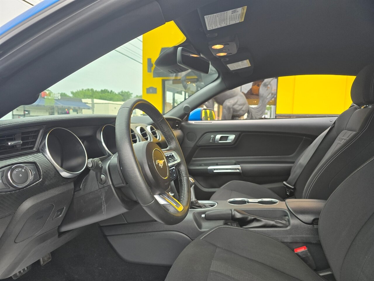 2021 Ford Mustang EcoBoost Premium - Photo 16 - Red Bank, NJ 07701