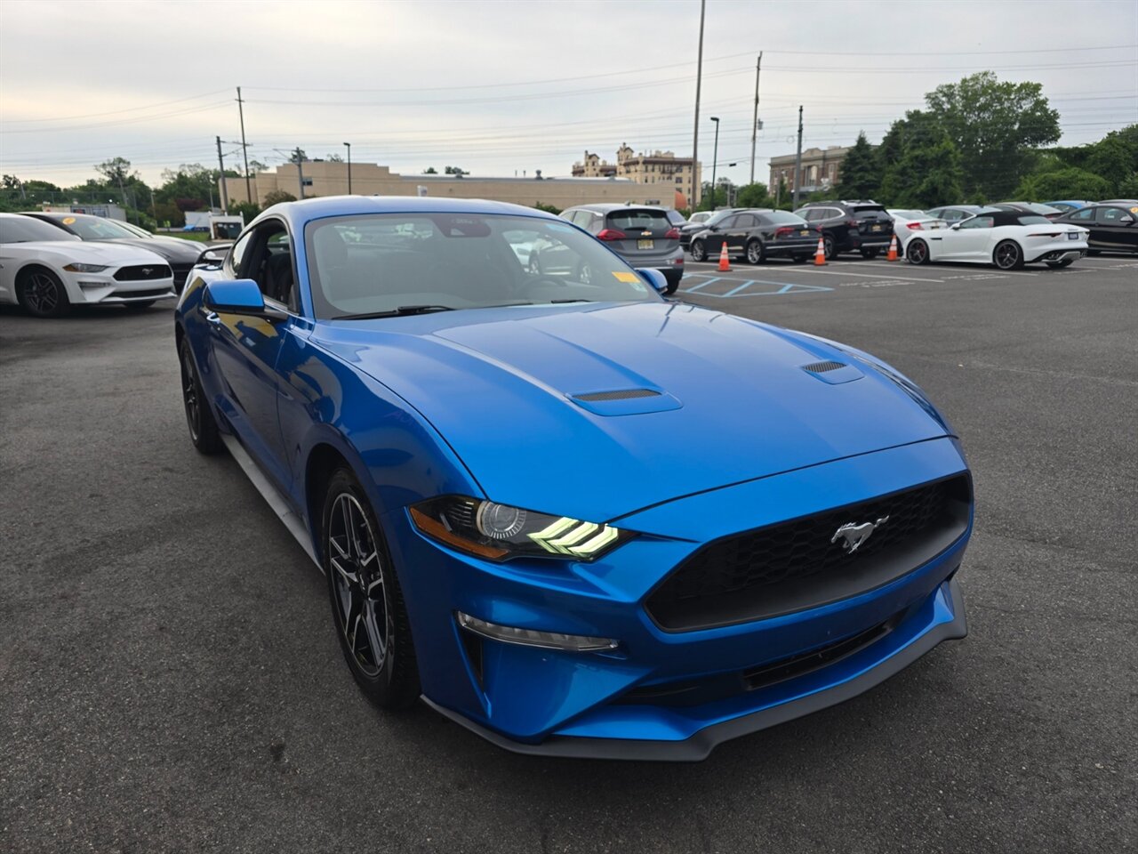 2021 Ford Mustang EcoBoost Premium - Photo 4 - Red Bank, NJ 07701