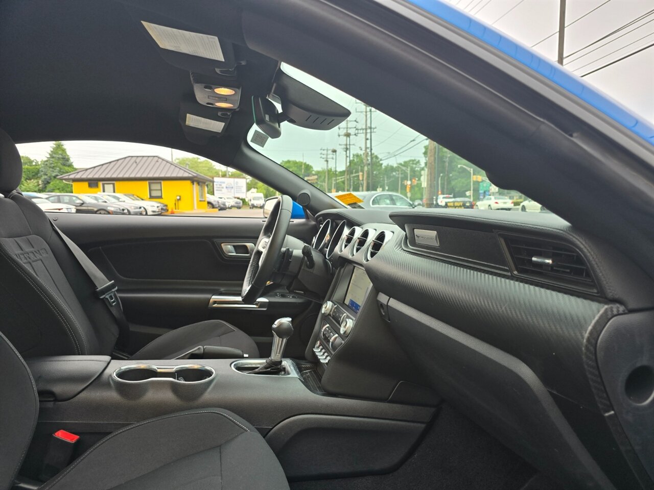 2021 Ford Mustang EcoBoost Premium - Photo 17 - Red Bank, NJ 07701