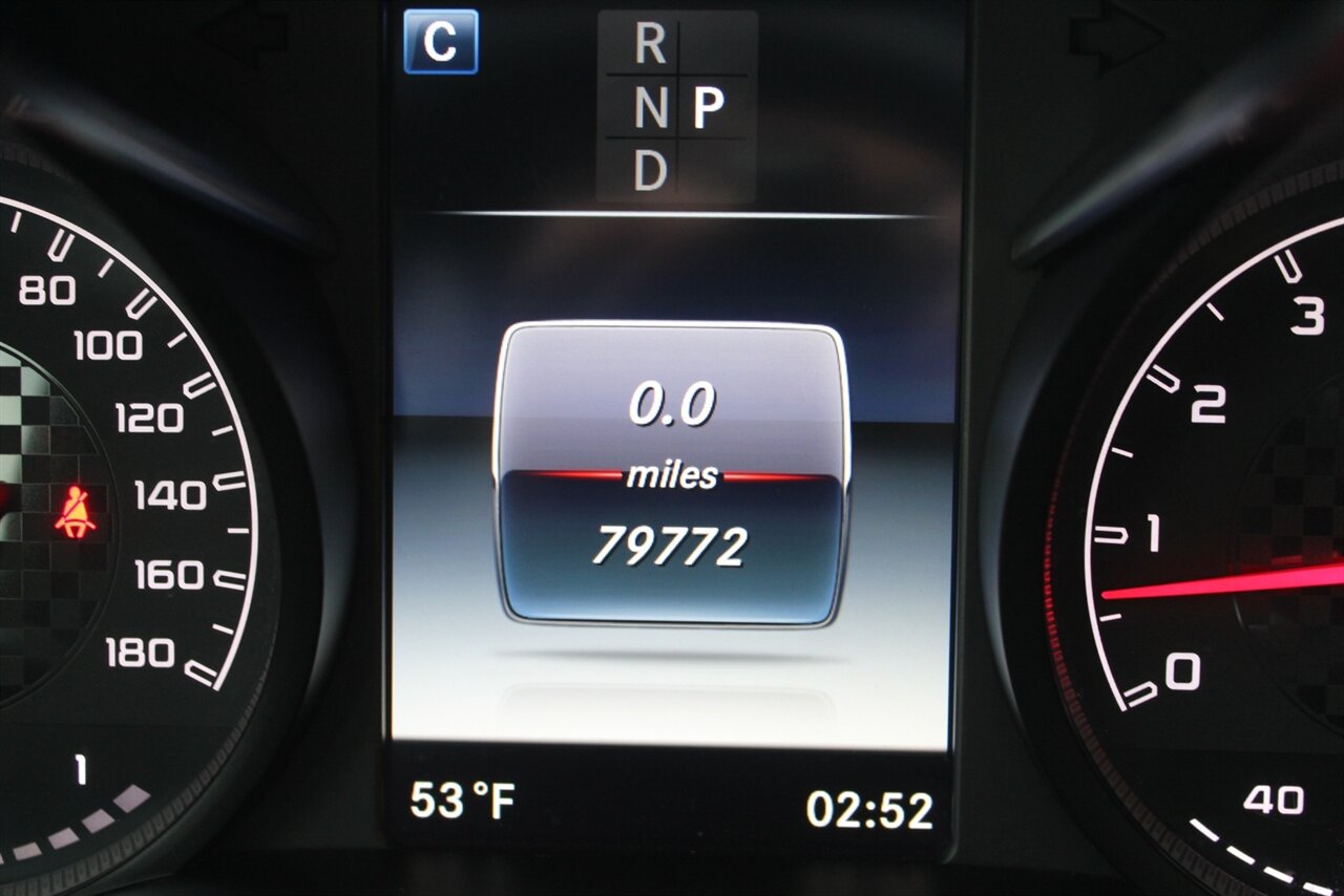 2017 Mercedes Benz GLC 43 AMG photo 4