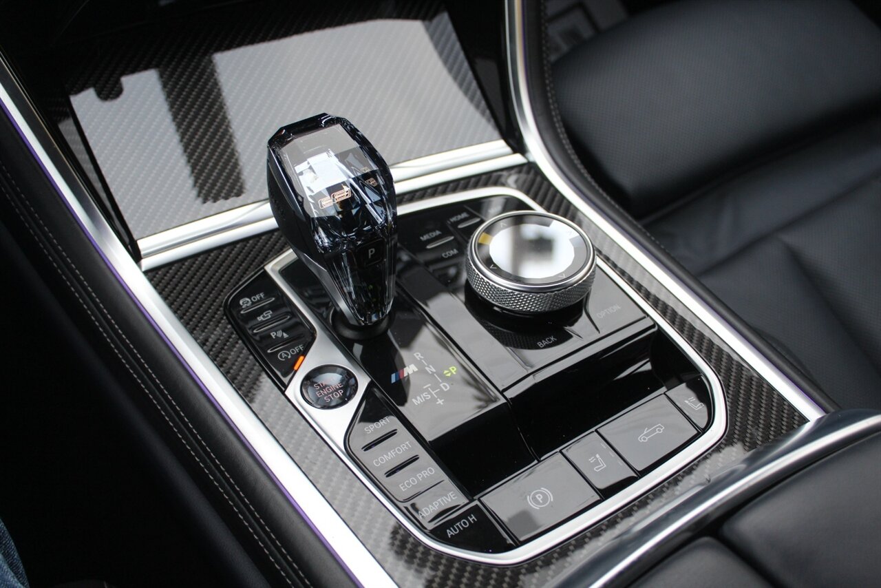 2022 BMW M850xi Convertible - Photo 13 - Red Bank, NJ 07701