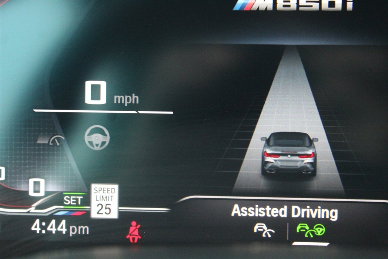 2022 BMW M850xi Convertible - Photo 10 - Red Bank, NJ 07701