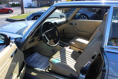 1983 Mercedes-Benz 380 SL   - Photo 12 - Red Bank, NJ 07701