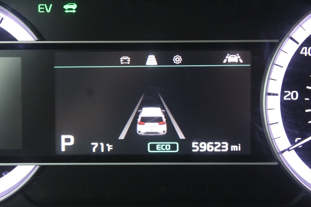 2022 Kia Niro LXS - Photo 5 - Red Bank, NJ 07701