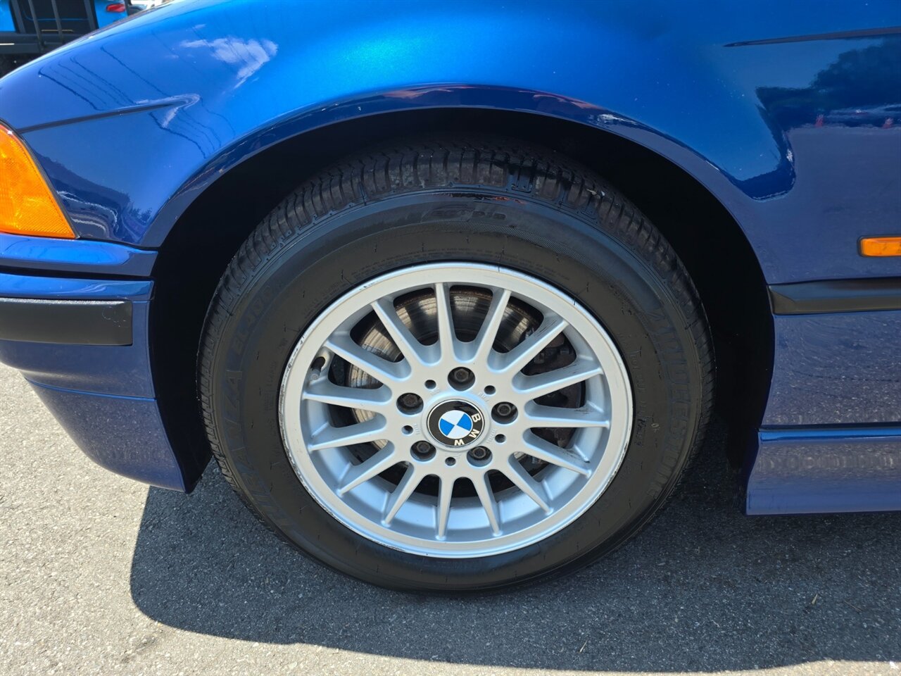 1998 BMW 328i - Photo 36 - Red Bank, NJ 07701