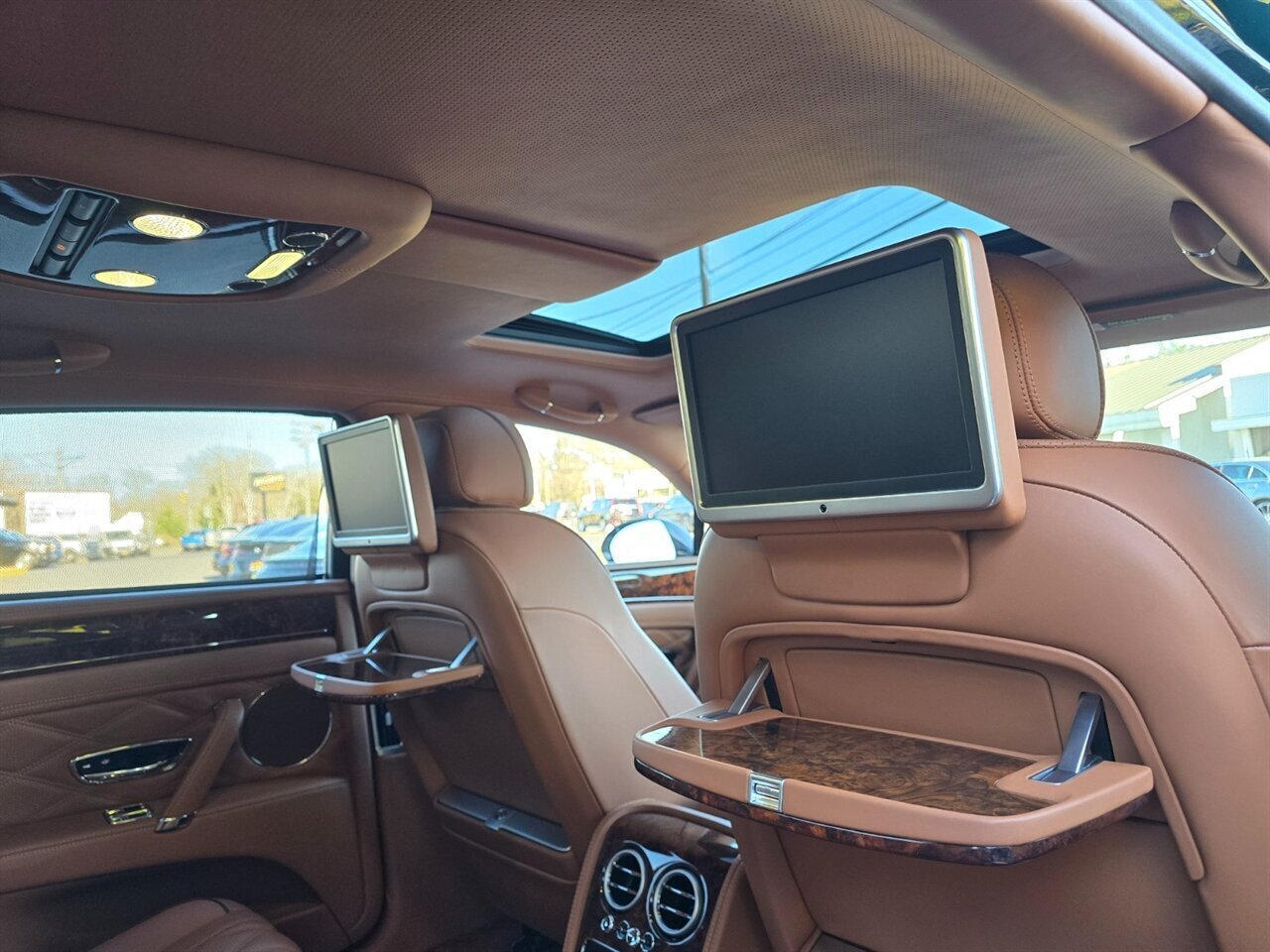 2014 Bentley Flying Spur W12 - Photo 17 - Red Bank, NJ 07701