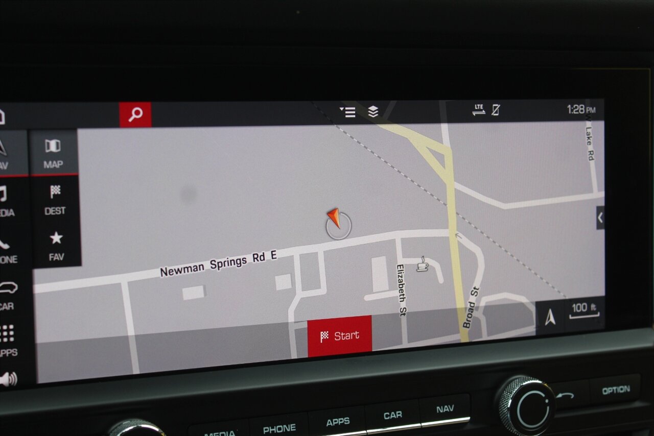 2019 Porsche Macan - Photo 10 - Red Bank, NJ 07701