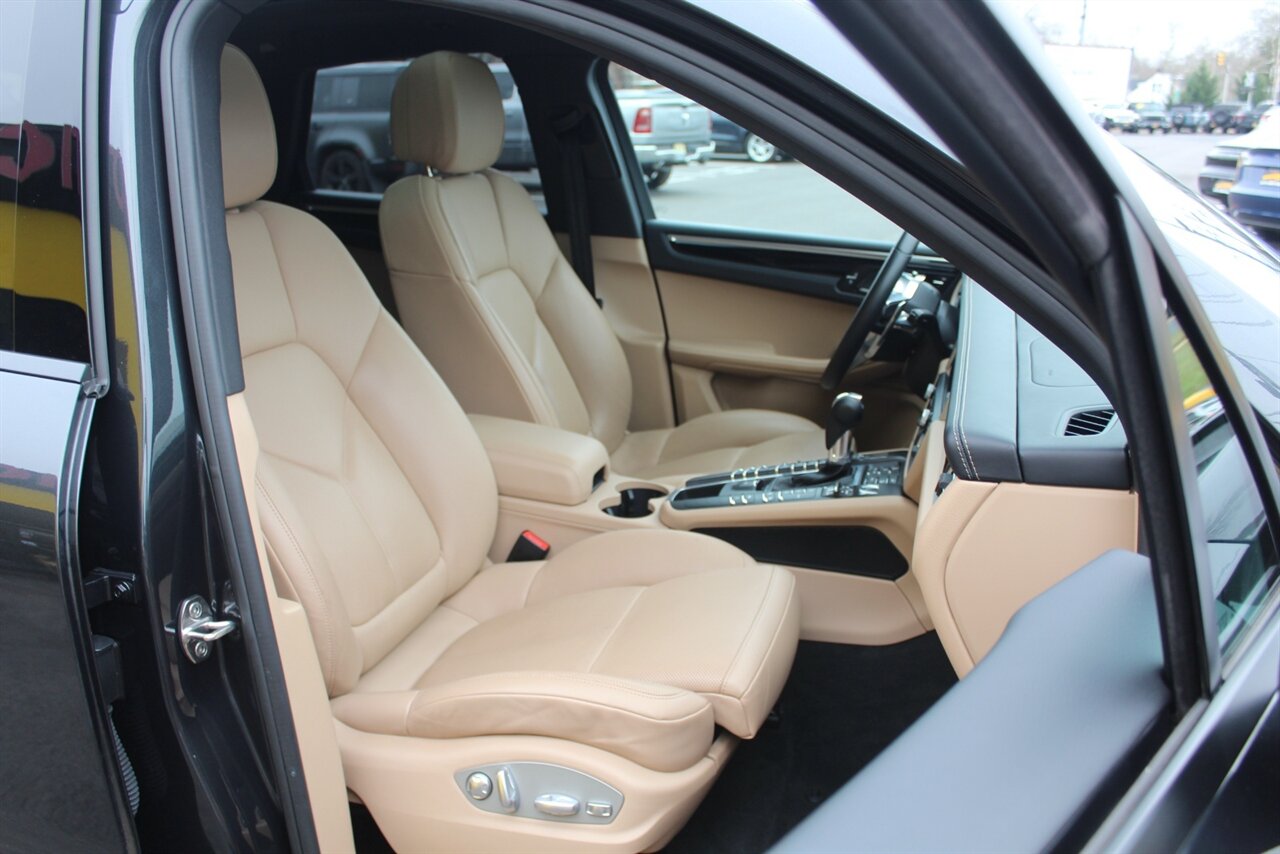 2019 Porsche Macan - Photo 16 - Red Bank, NJ 07701