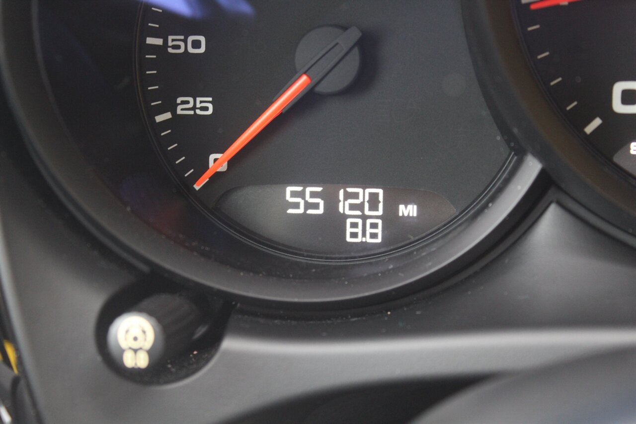 2019 Porsche Macan - Photo 5 - Red Bank, NJ 07701