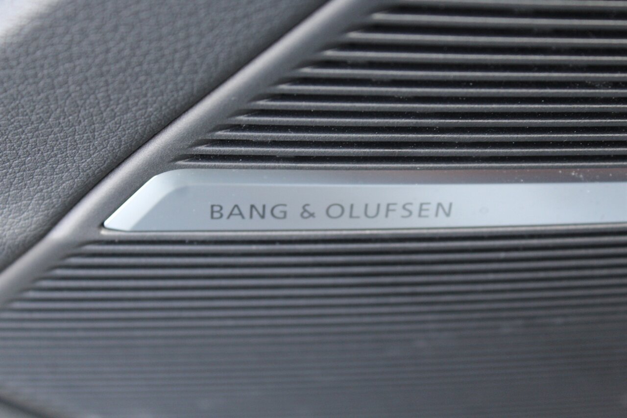 2023 Audi SQ8 4.0T quattro Prestig - Photo 24 - Red Bank, NJ 07701