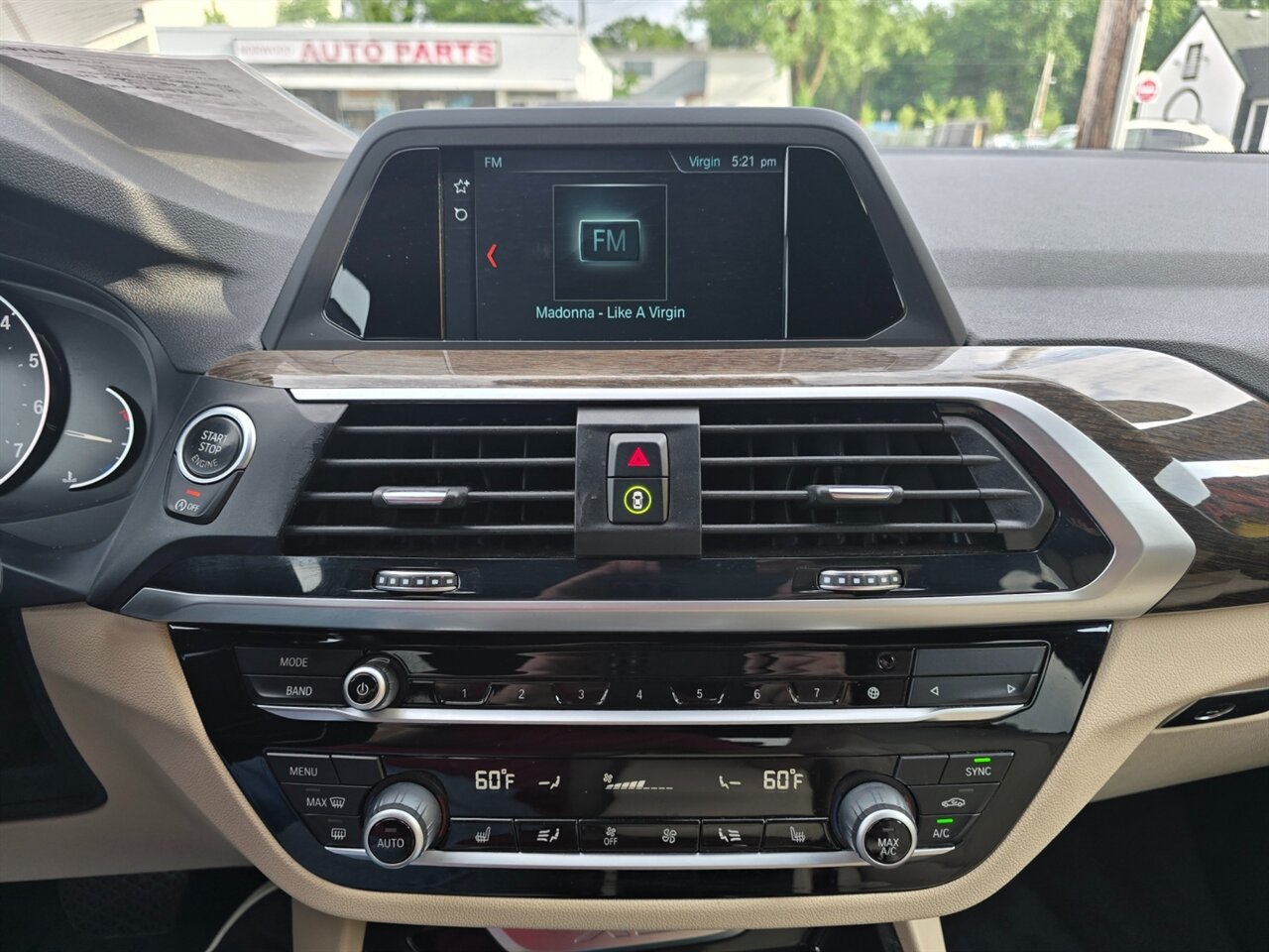 2019 BMW X3 xDrive30i - Photo 7 - Red Bank, NJ 07701