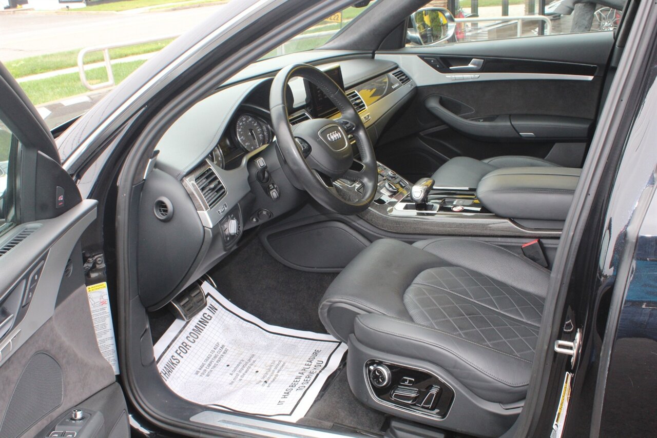 2014 Audi S8 4.0T quattro - Photo 15 - Red Bank, NJ 07701
