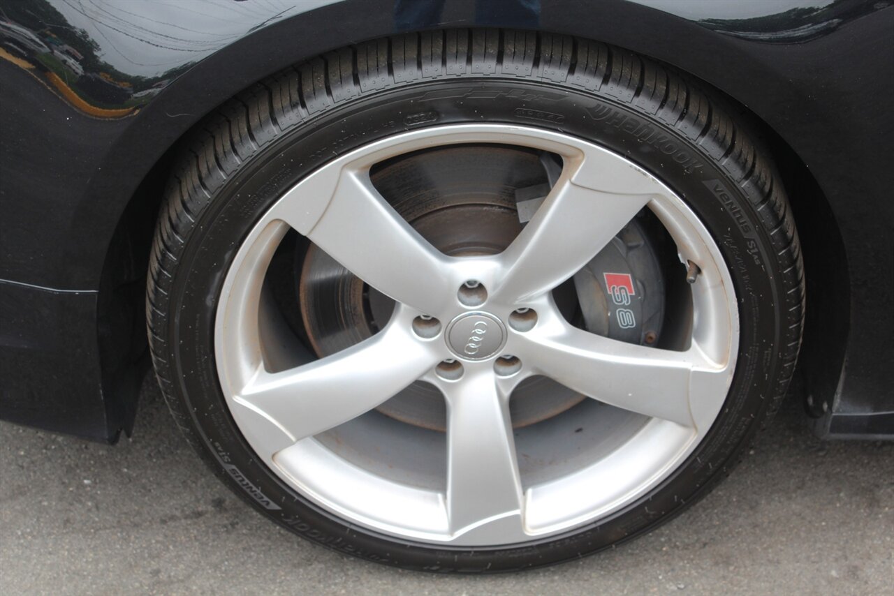2014 Audi S8 4.0T quattro - Photo 31 - Red Bank, NJ 07701
