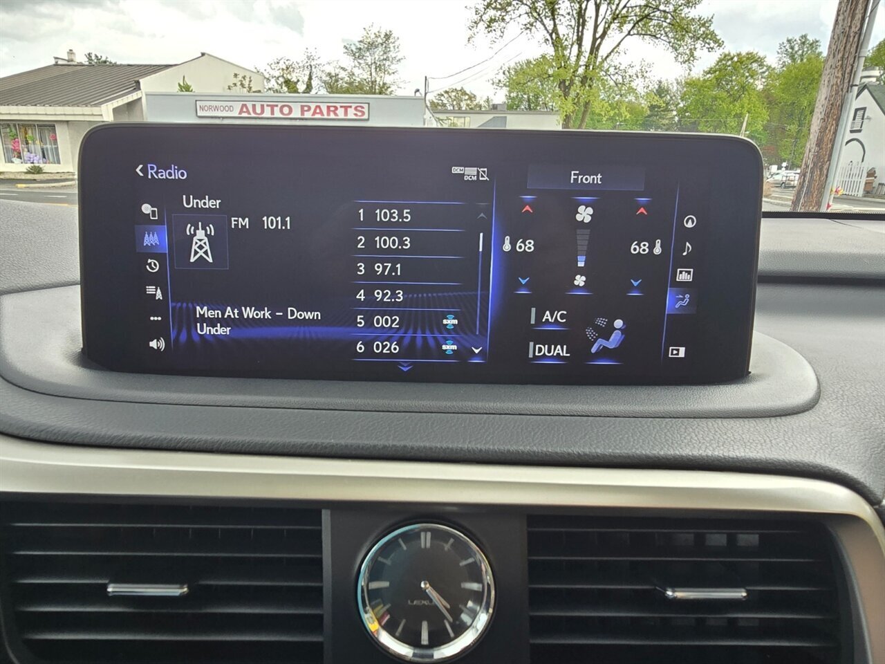 2021 Lexus RX 350 - Photo 7 - Red Bank, NJ 07701