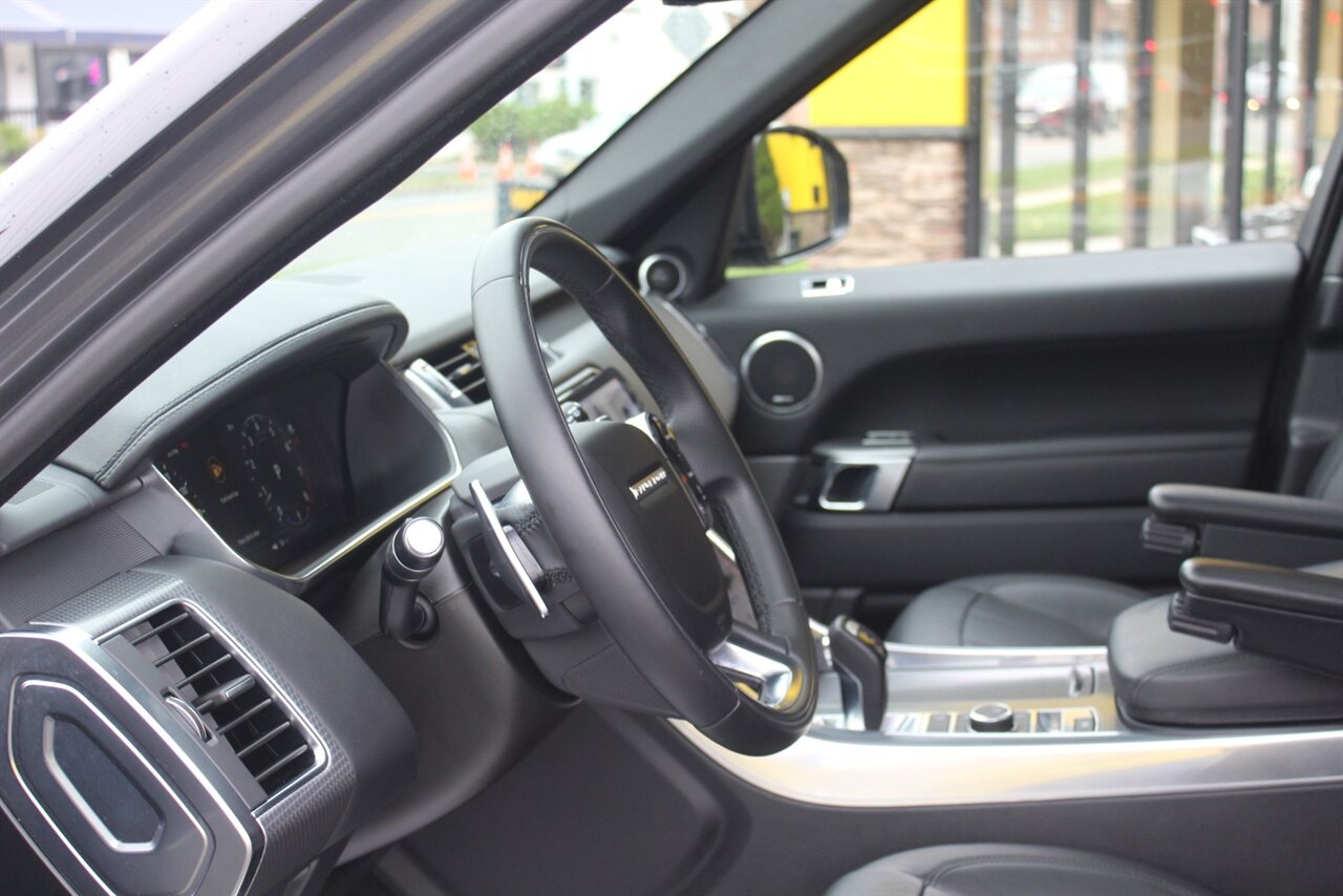 2018 Land Rover Range Rover Sport Supercharged Dynamic photo 18