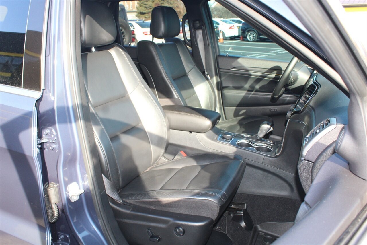 2020 Jeep Grand Cherokee Limited - Photo 14 - Red Bank, NJ 07701