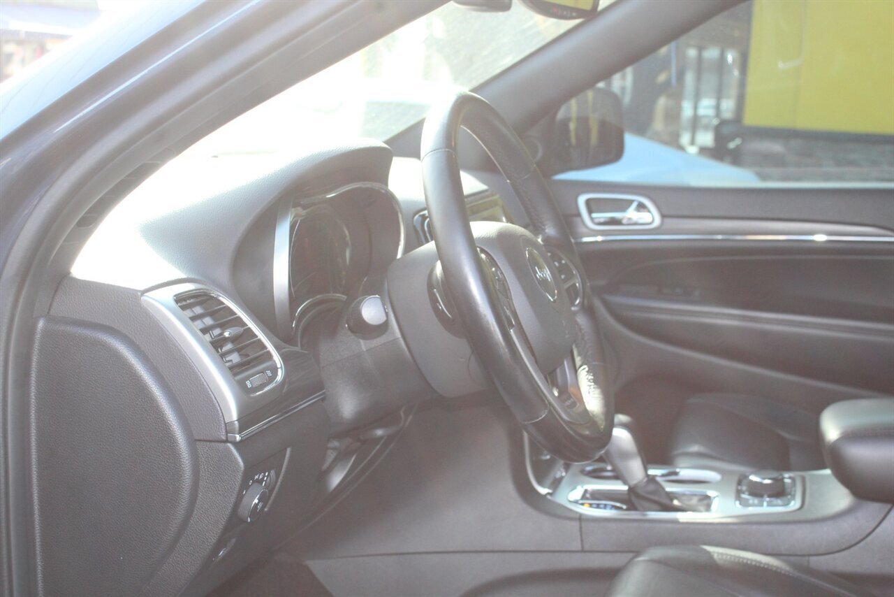 2020 Jeep Grand Cherokee Limited - Photo 17 - Red Bank, NJ 07701