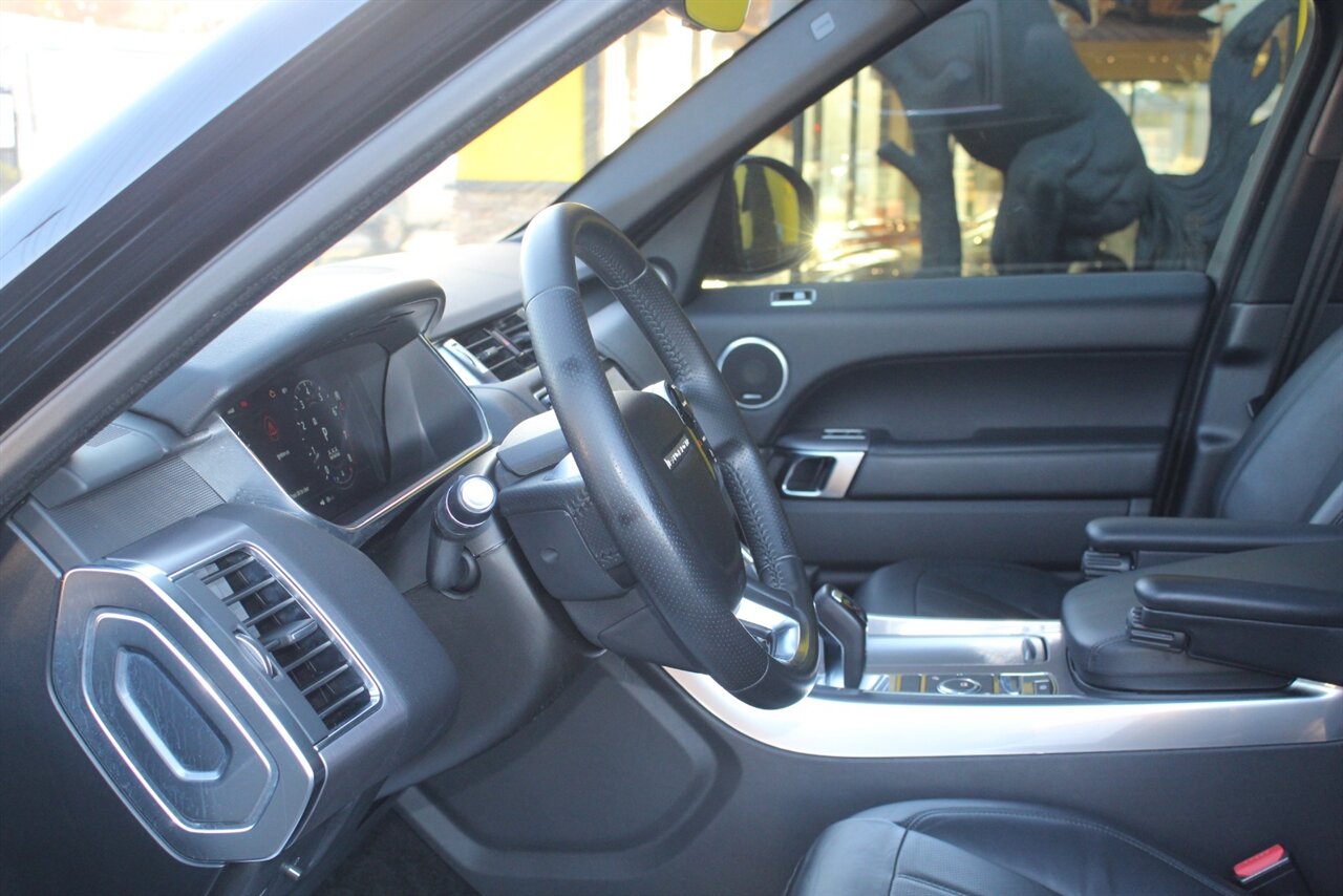 2019 Land Rover Range Rover Sport HSE - Photo 18 - Red Bank, NJ 07701