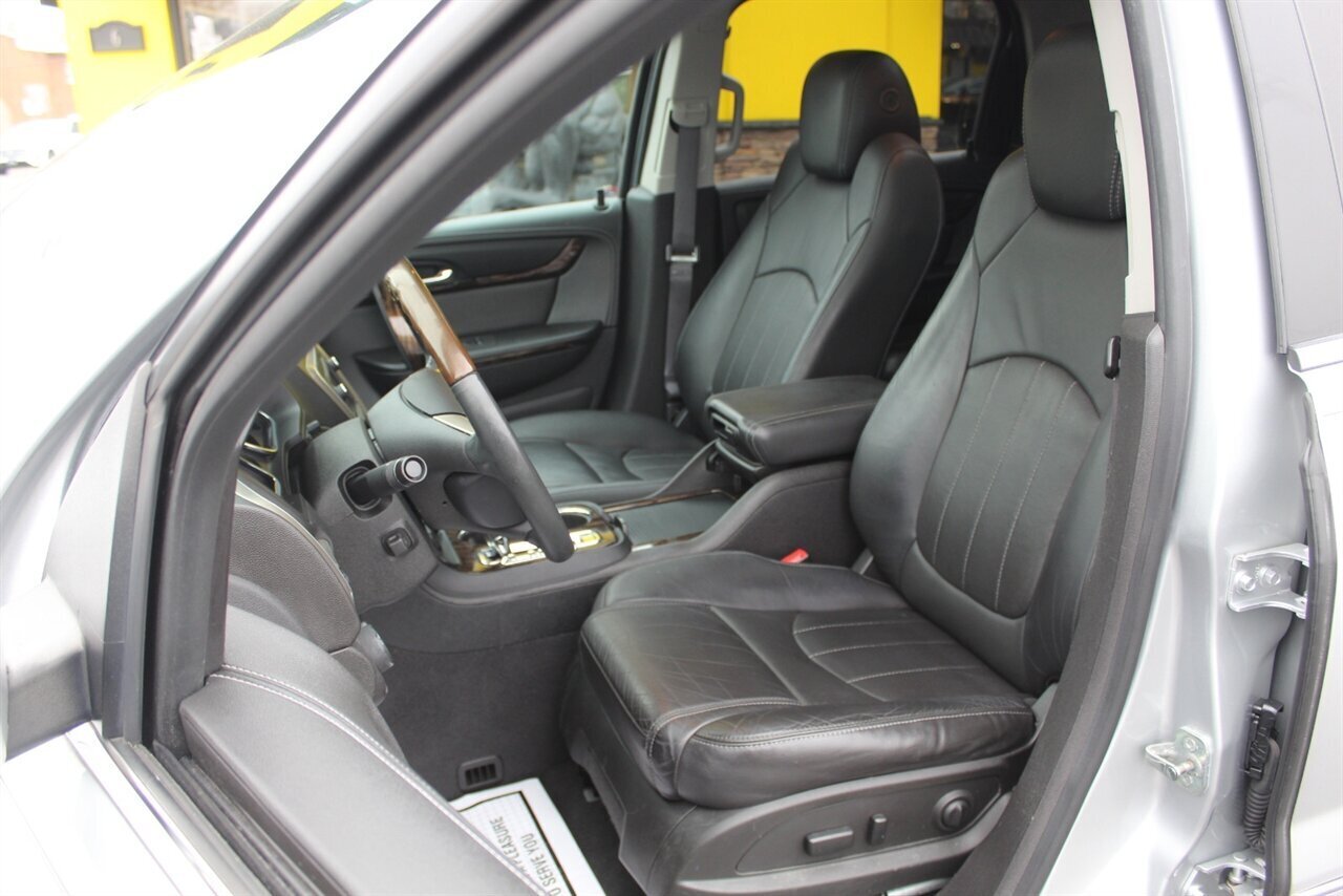 2015 GMC Acadia Denali - Photo 14 - Red Bank, NJ 07701