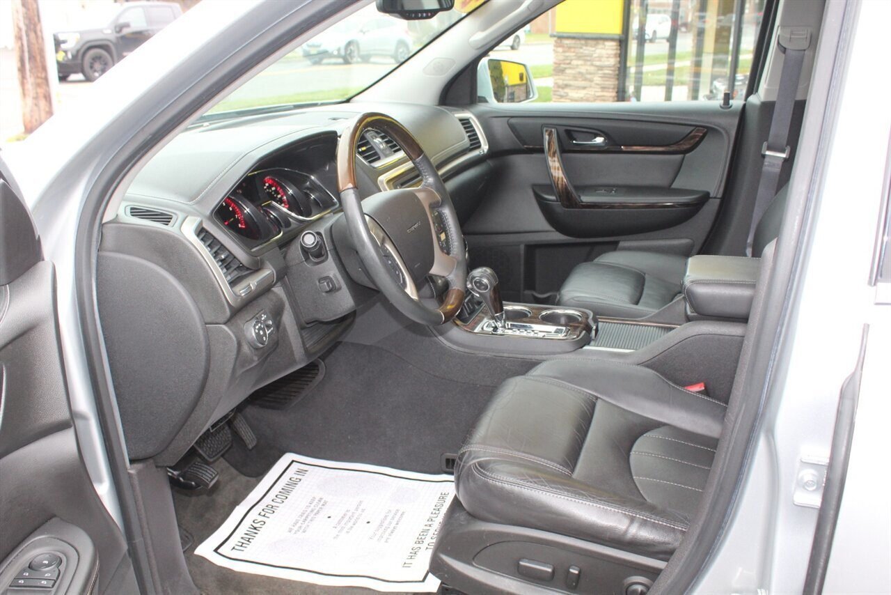 2015 GMC Acadia Denali - Photo 13 - Red Bank, NJ 07701