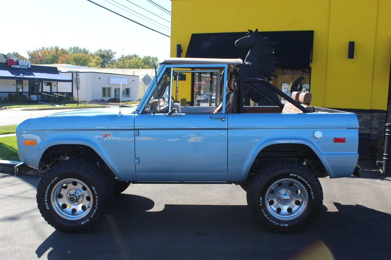1976 Ford Bronco Signature series - Photo 30 - Red Bank, NJ 07701