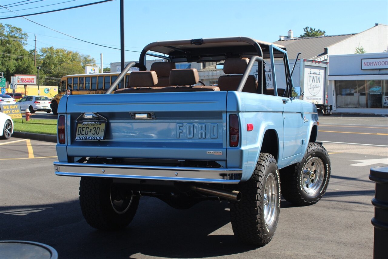 1976 Ford Bronco Signature series - Photo 2 - Red Bank, NJ 07701
