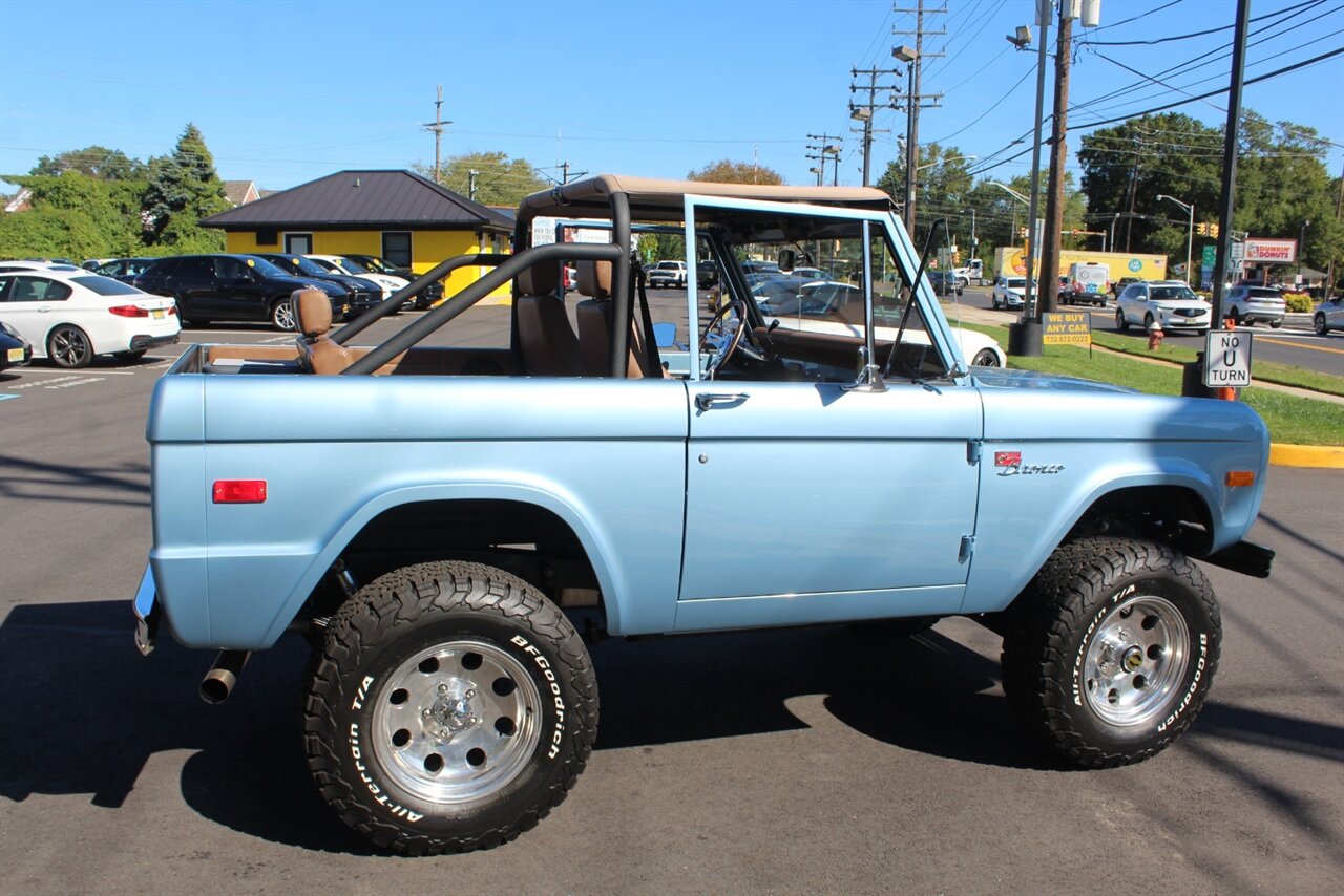 1976 Ford Bronco Signature series - Photo 32 - Red Bank, NJ 07701