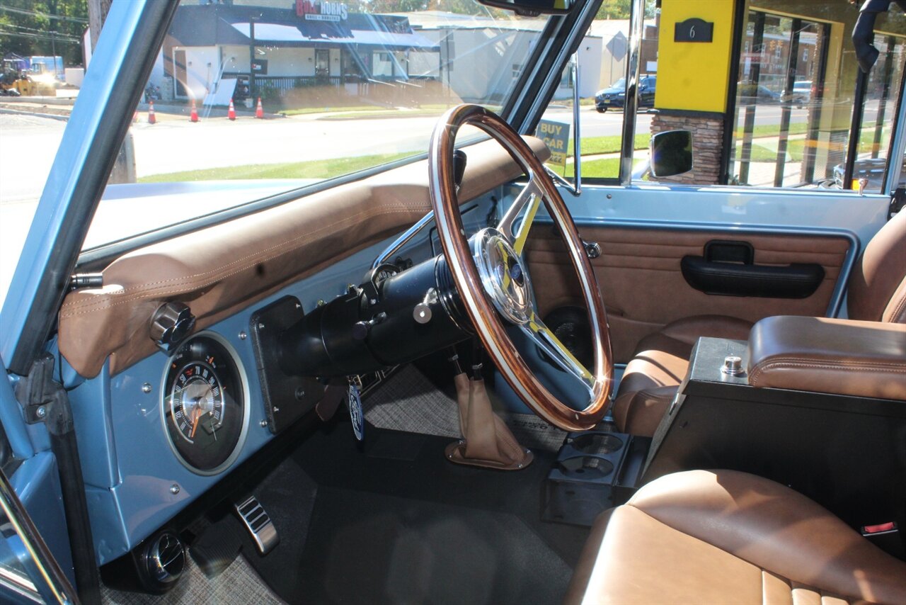 1976 Ford Bronco Signature series - Photo 21 - Red Bank, NJ 07701