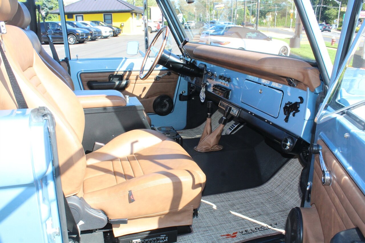 1976 Ford Bronco Signature series - Photo 17 - Red Bank, NJ 07701