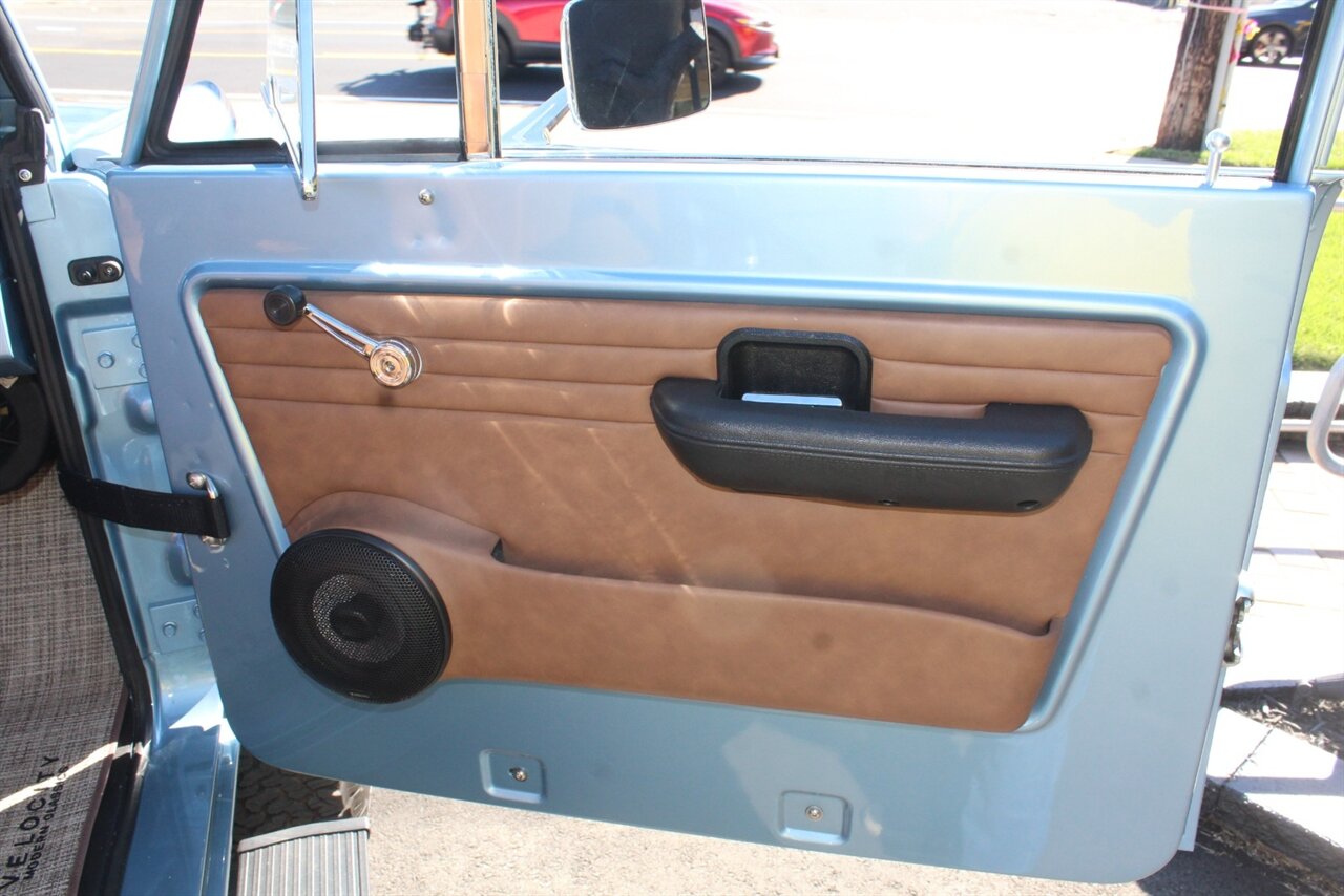 1976 Ford Bronco Signature series - Photo 24 - Red Bank, NJ 07701