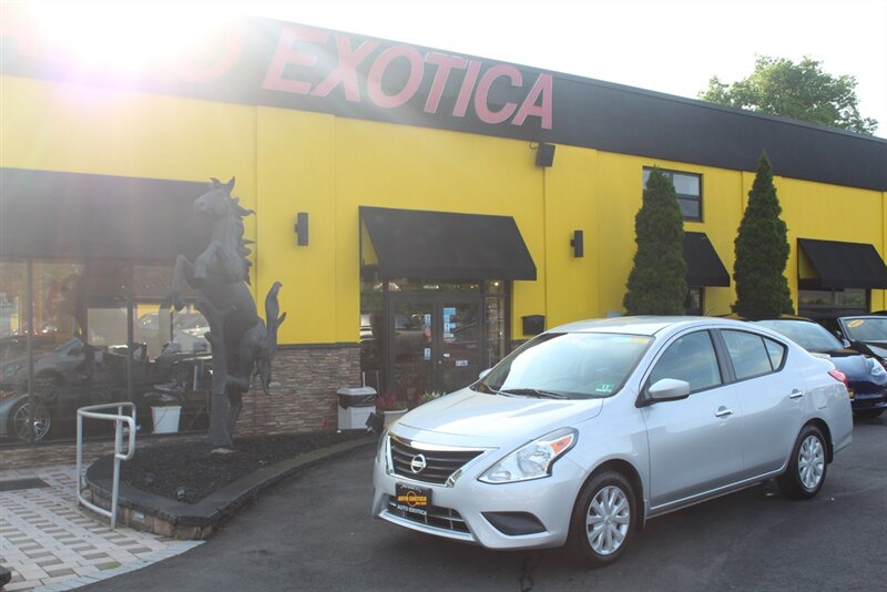 2016 Nissan Versa 1.6 SV  