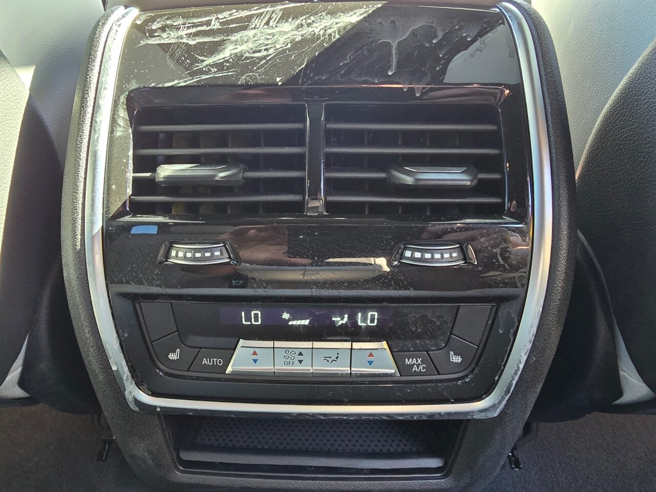 2025 BMW X5 M60i - Photo 11 - Red Bank, NJ 07701