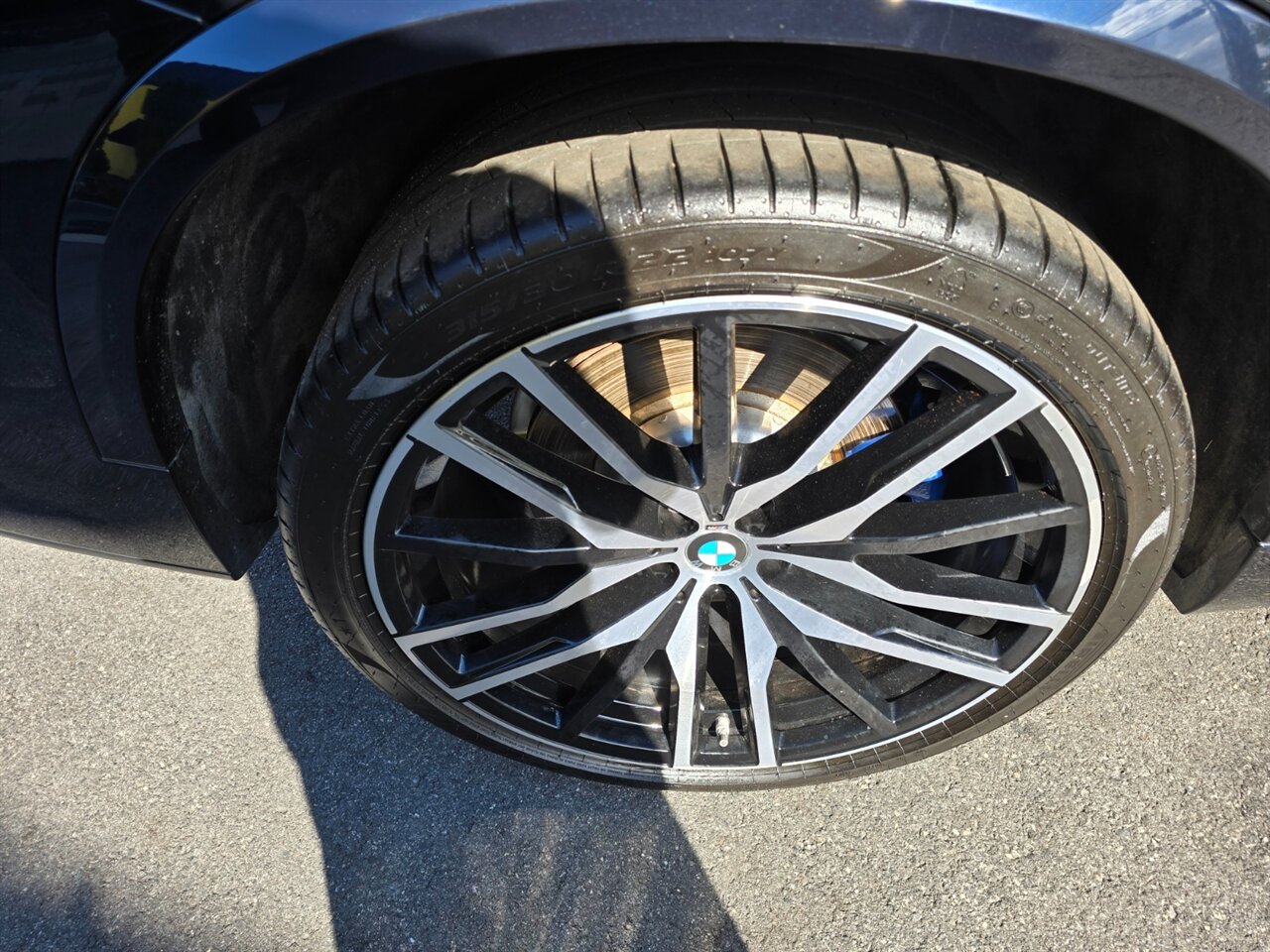 2025 BMW X5 M60i - Photo 30 - Red Bank, NJ 07701