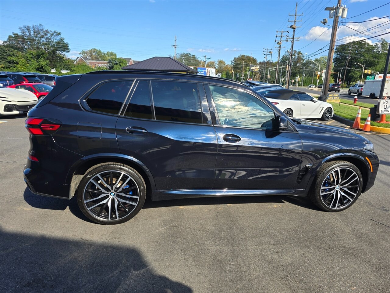 2025 BMW X5 M60i - Photo 27 - Red Bank, NJ 07701