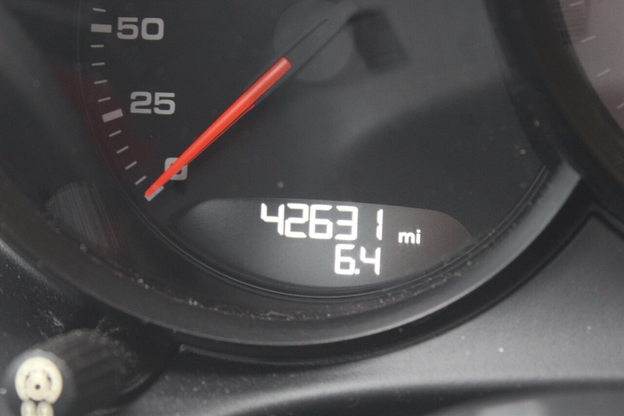 2018 Porsche 718 Cayman S - Photo 5 - Red Bank, NJ 07701