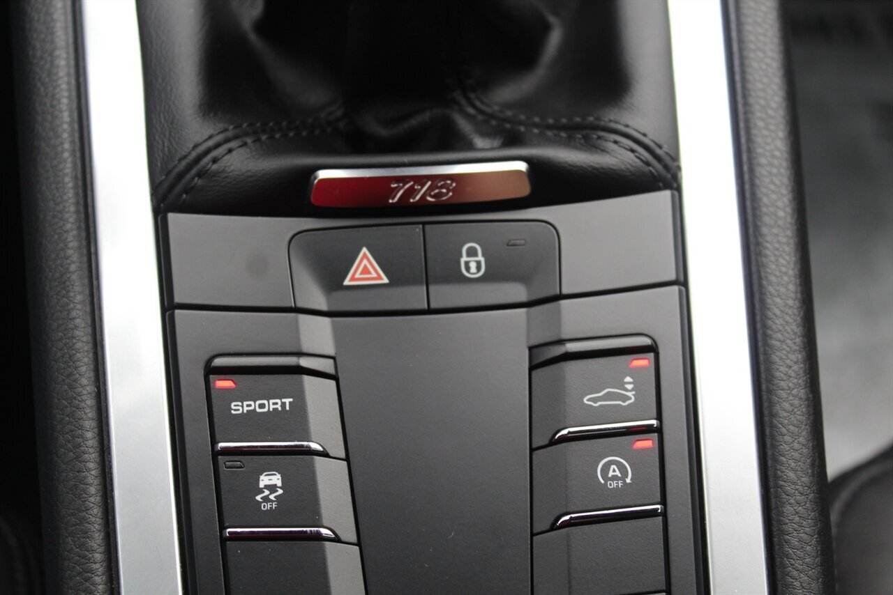 2018 Porsche 718 Cayman S - Photo 8 - Red Bank, NJ 07701