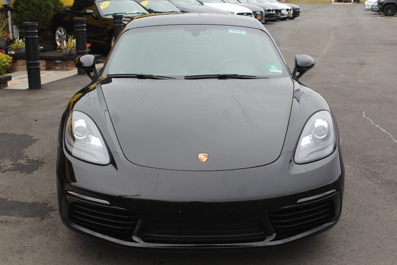 2018 Porsche Cayman S photo 17