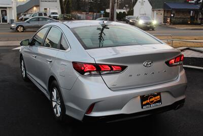 2018 Hyundai Sonata SE   - Photo 2 - Red Bank, NJ 07701