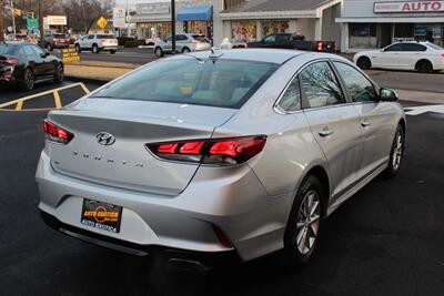 2018 Hyundai Sonata SE   - Photo 3 - Red Bank, NJ 07701