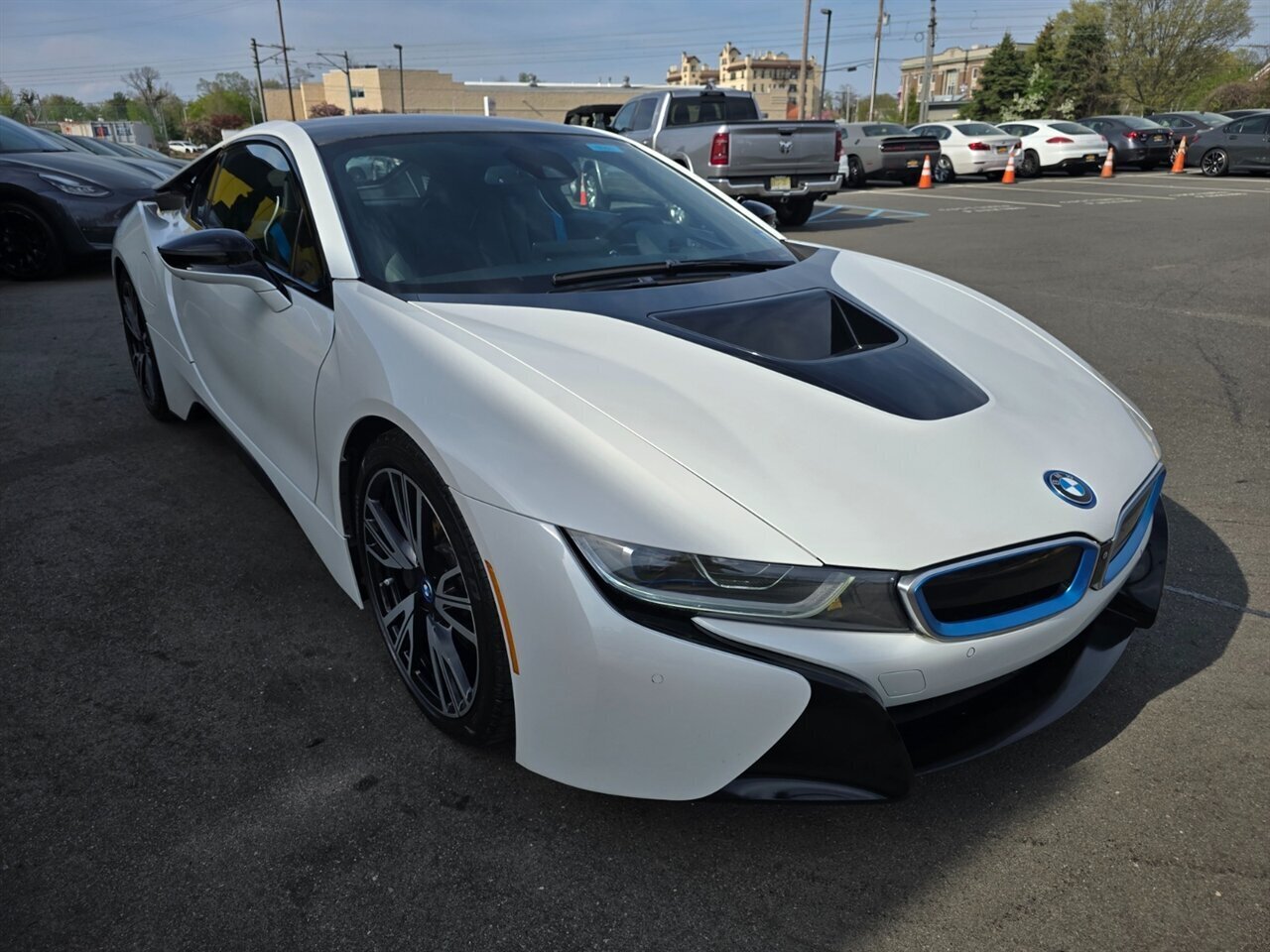 2016 BMW i8 - Photo 8 - Red Bank, NJ 07701
