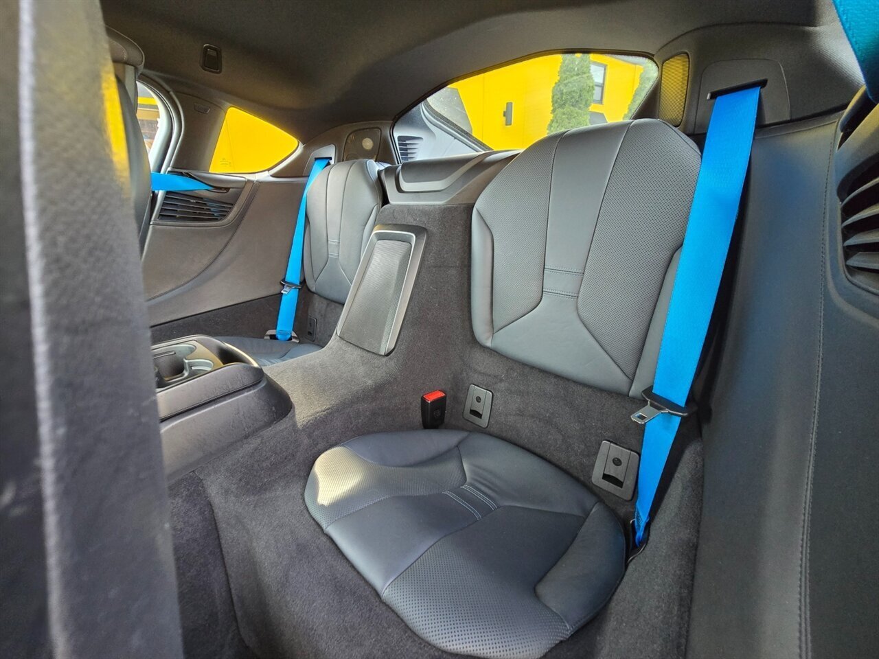 2016 BMW i8 - Photo 21 - Red Bank, NJ 07701