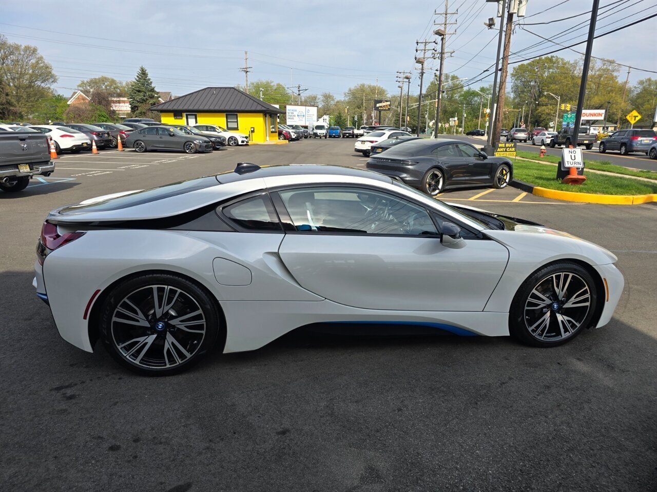 2016 BMW i8 - Photo 29 - Red Bank, NJ 07701