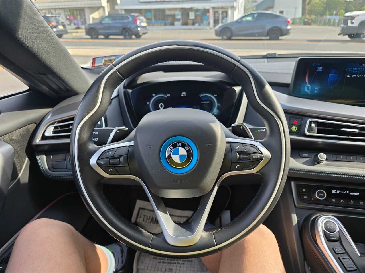 2016 BMW i8 - Photo 10 - Red Bank, NJ 07701